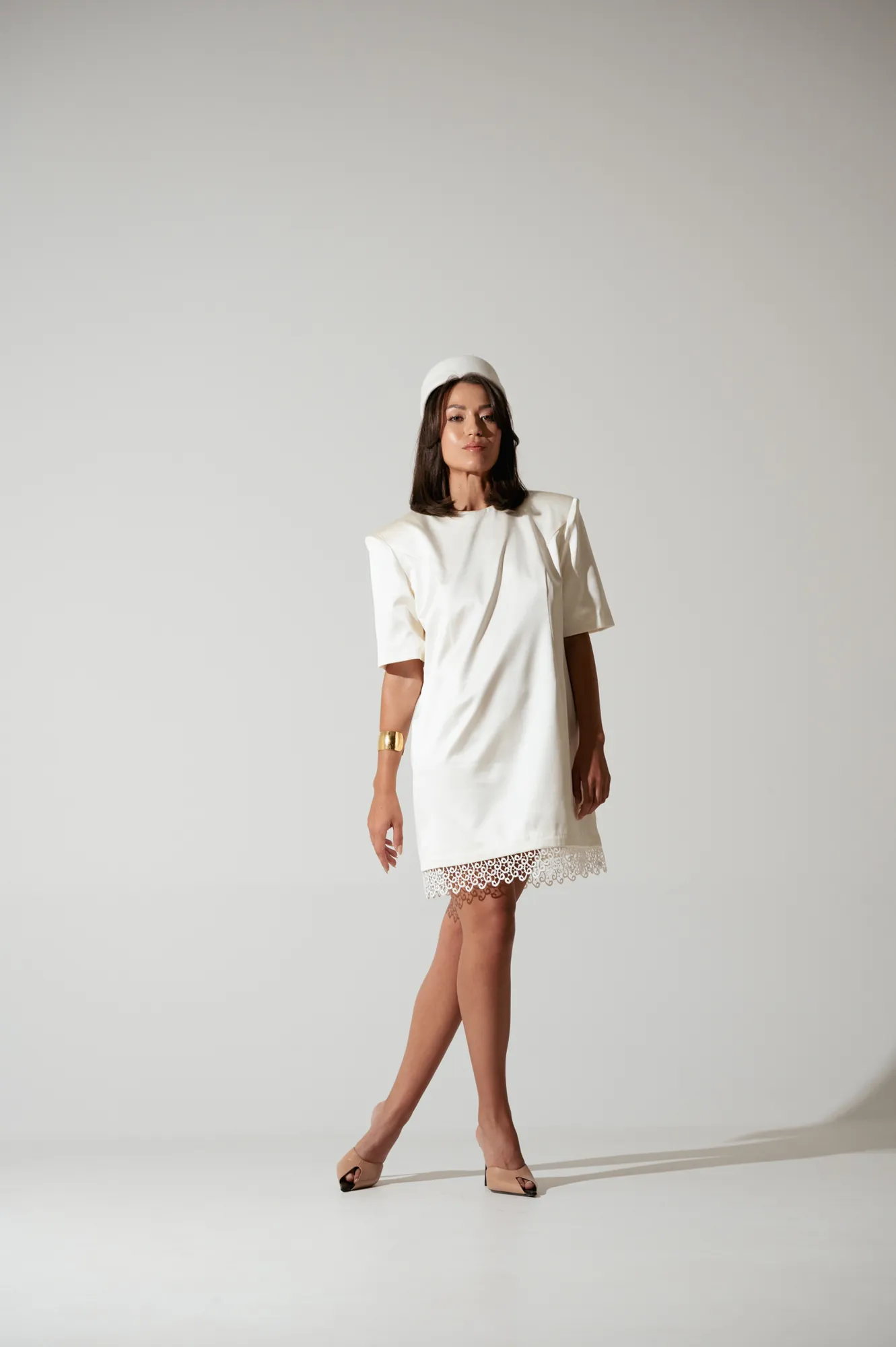 ARCHITECTURAL T-SHIRT DRESS — detail
